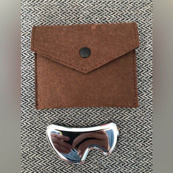 Gua Sha Medical Grade Stainless Steel Massager - Picture 3 of 7